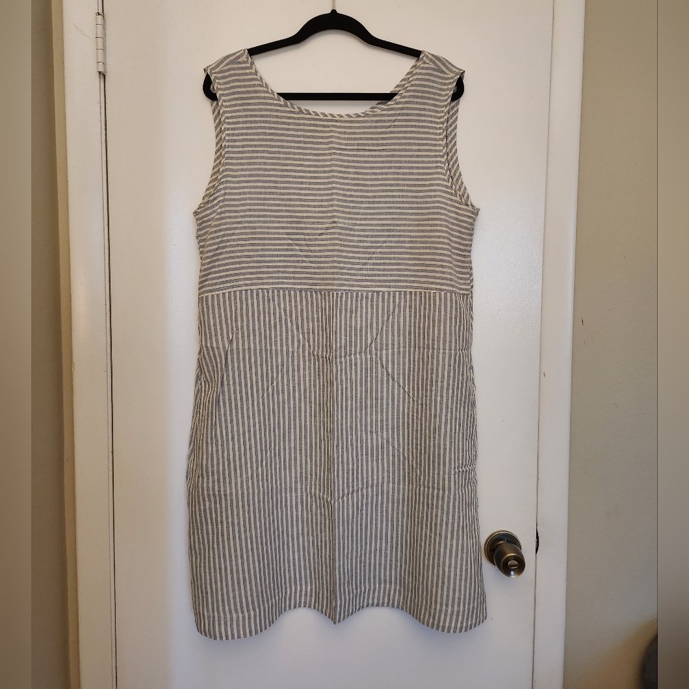 XL Eileen Fisher white and blue stripes dress in linen